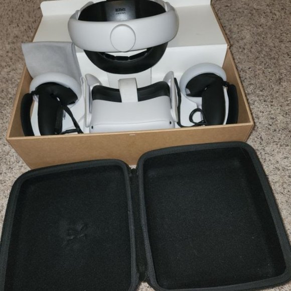 Oculus Quest 2 128 gigabyte with High Quality Head Strap and Grips